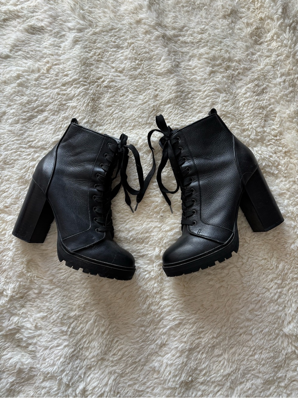 Steve Madden Black Lace-Up Chunky Heel Ankle Boots